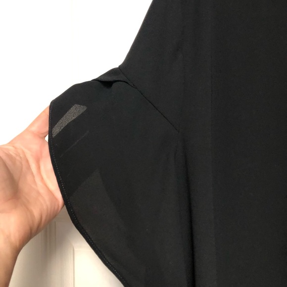 Women's Black dressy Top from Loft, tulip sleeves, size XL, black - Picture 8 of 9
